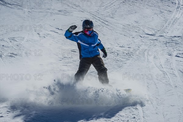 Snowboarder