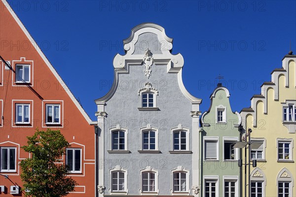 Various gable forms in Maximilianstrasse