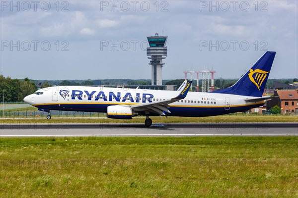 A Ryanair Boeing 737-800 aircraft with the registration EI-EBE at Brussels Airport