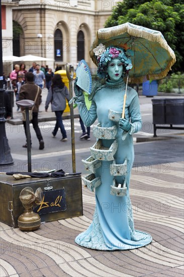 Street performer