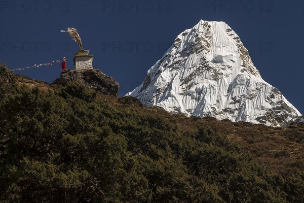 Six-thousander Ama Dablam