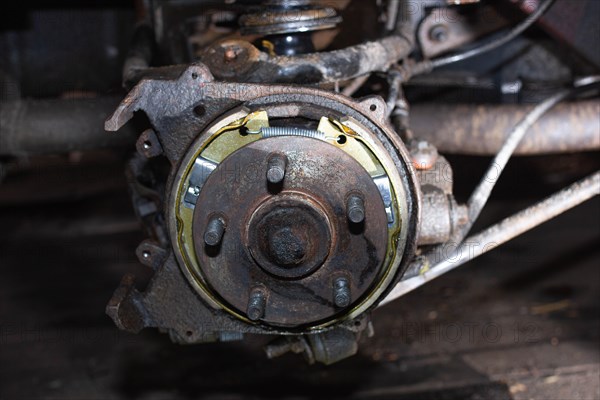 Repair of a parking brake