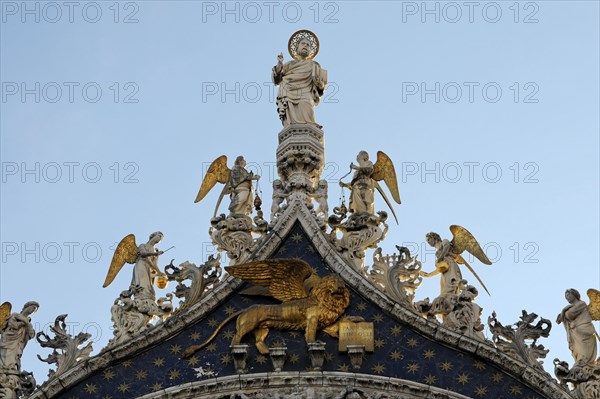 Statue of St Mark the Evangelist