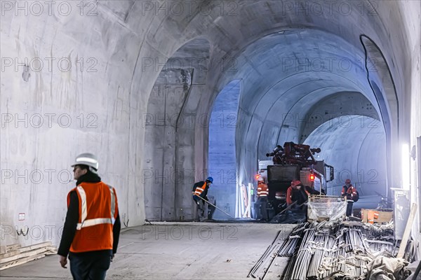 Construction site in the tunnel at the new through station in Stuttgart. A total of 56 kilometres of tunnels have been dug for Deutsche Bahn AG's Stuttgart 21 project and tunnelling has been completed...