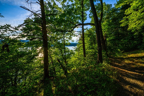 Hudson River at the Mills Norrie State Park