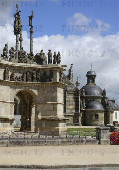 Calvary Calvaire and sacristy, Enclos Paroissial de Pleyben enclosed parish dating from the 15th to