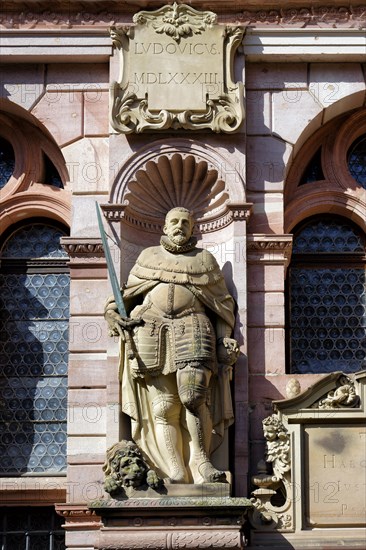 Heidelberg castle, Louis V of the Wittelsbach dynasty statue, Heidelberg, Baden Wurttemberg,