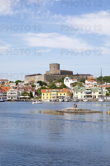 Marstrandsoe archipelago island with the harbour and Carlsten Fortress, Marstrand, Vaestra