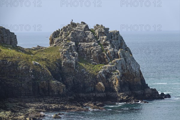 Rock formation at the Pointe de Dinan, Crozon, Crozon Peninsula, Finistere Penn ar Bed department,