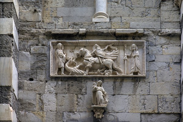 Figurative representation of St George, including the Virgin Mary, Cathedral of San Lorenzo, Piazza