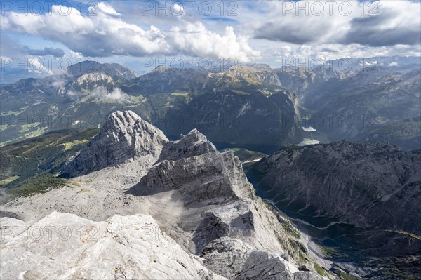 View from the rocky summit of the Watzmann Mittelspitze, view of mountain panorama with Steinernes