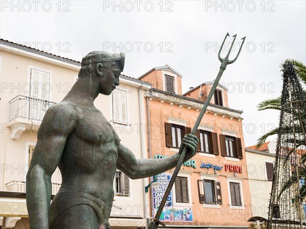 Monument, diver with trident, harbour of Mali Losinj, island of Losinj, Kvarner Gulf Bay, Croatia,