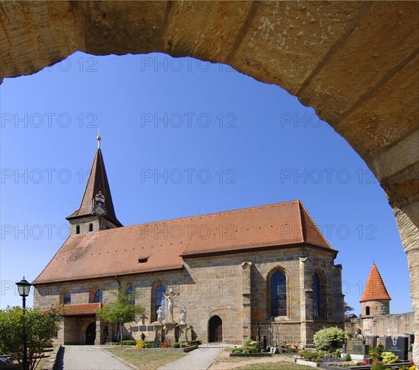Effeltrich, fortified church of St George. The fortified church was built at the end of the 15th