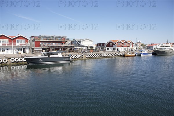 View of Hoenoe, Hoenoe archipelago island, Oeckeroe municipality, Vaestra Goetalands laen province,