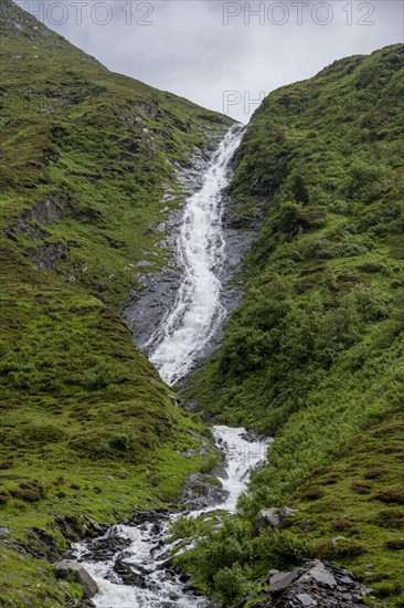 Mountain stream, waterfall, Schlegeisgrund, Berliner Hoehenweg, Zillertal Alps, Tyrol, Austria,