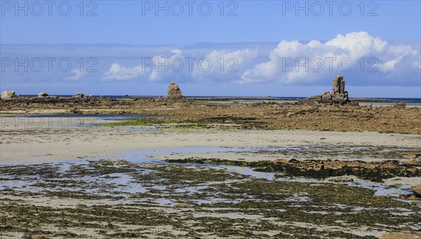 Keremma dunes with rock formations on the English Channel beach, Treflez, Finistere Penn-ar-Bed