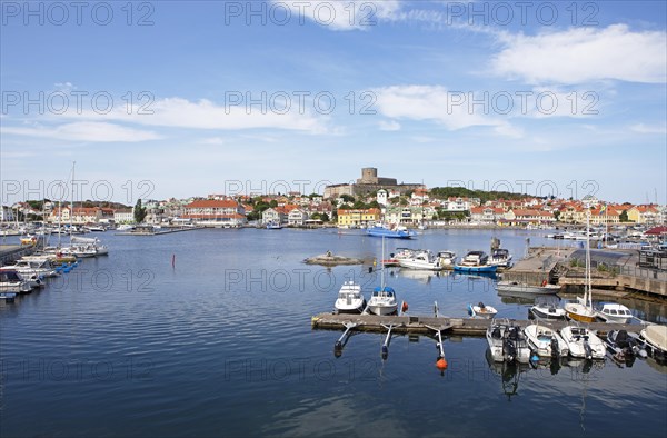 Marstrandsoe archipelago island with the harbour and Carlsten Fortress, Marstrand, Vaestra