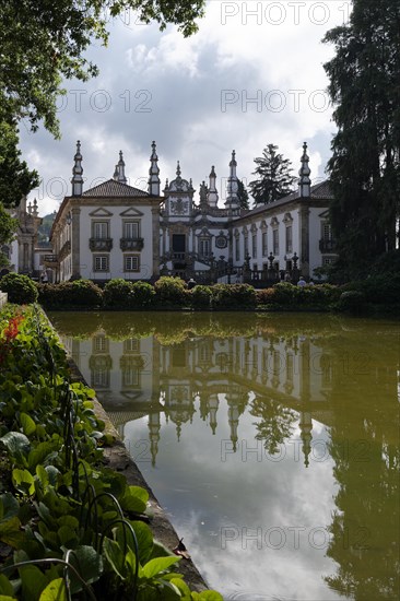 Reflection, pond, Mateus Palace (Fundacao da Casa de Mateus), Mateus, Vila Real, Portugal, Europe