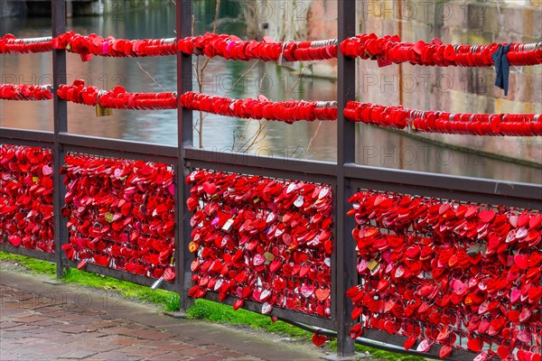 Countless red love locks on railings, Little Venice, Petite Venise, Der Fischerstaden, Colmar,