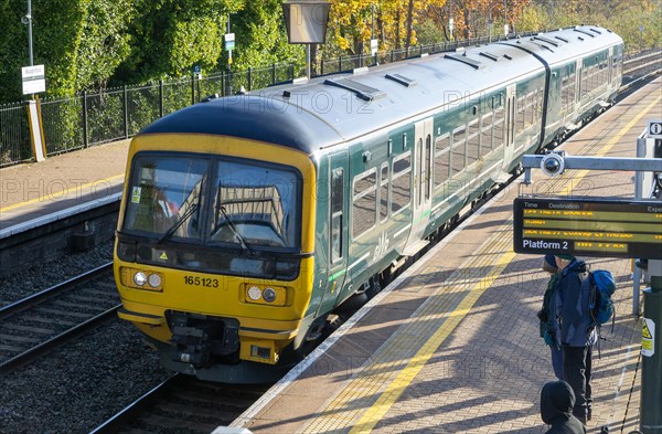 Great Western Railway GWR Class 165 Turbo train 165123, Hungerford railway station, Berkshire,