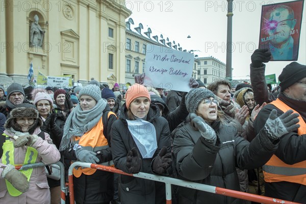 Demonstrators at the central rally, farmers' protest, Odeonsplatz, Munich, Upper Bavaria, Bavaria,