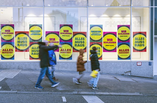 Galeria Kaufhof, Stuttgart city centre Eberhardstrasse. Clearance sale before closing, Stuttgart,