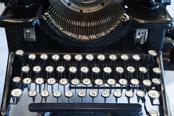 Old typewriter, writing, typing, analogue, history, office history, historical, desk, keys,