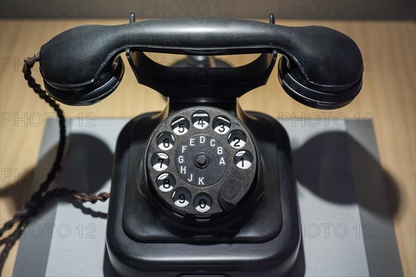 Telephone, desk telephone, analogue, historical, office, communication, telephoning, speaking,