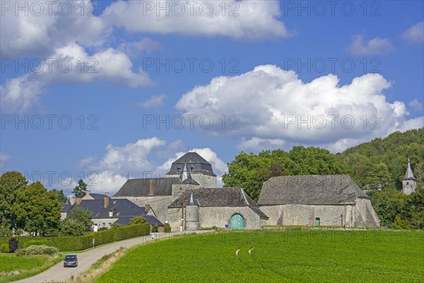 Roly Castle, Chateau-ferme de Roly, fortified farmhouse in the municipality of Philippeville,