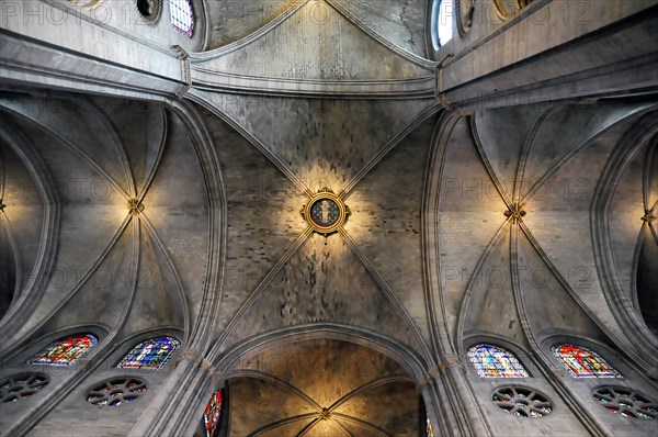 Ceiling view, Notre-Dame de Paris Cathedral, Ile de la Cite, 4th arrondissement, Paris, France,