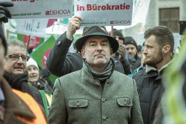 Vice President and Minister of Economic Affairs Hubert Aiwanger at the rally, farmers' protest,