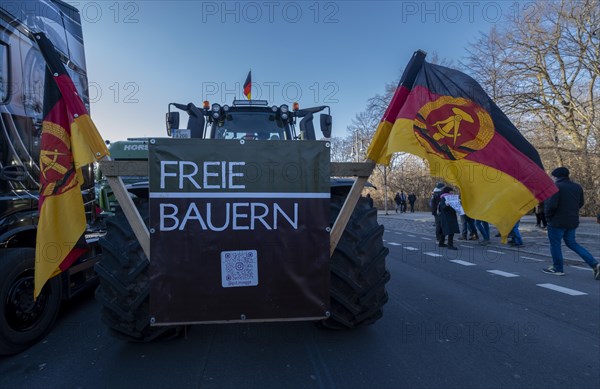 Germany, Berlin, 08.01.2024, Protest of farmers in front of the Brandenburg Gate, nationwide