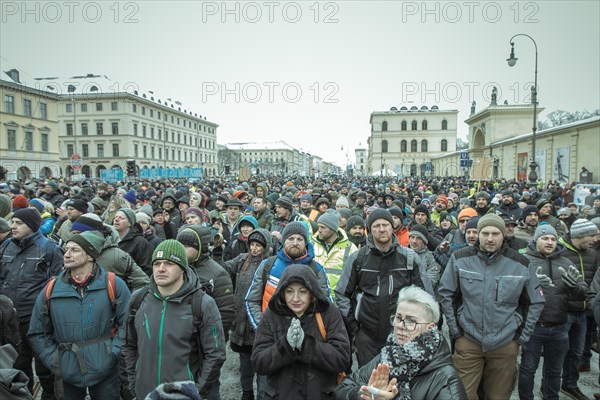 Demonstrators at the central rally, farmers' protest, Odeonsplatz, Munich, Upper Bavaria, Bavaria,