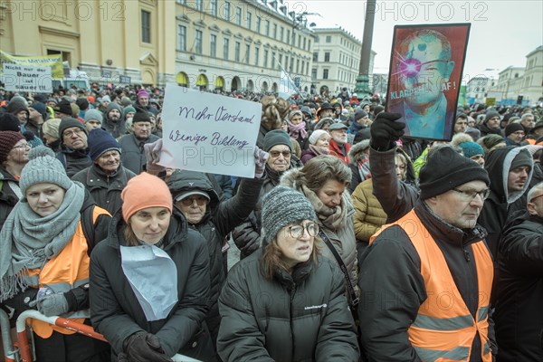 Demonstrators at the rally, farmers' protest, Odeonsplatz, Munich, Upper Bavaria, Bavaria, Germany,