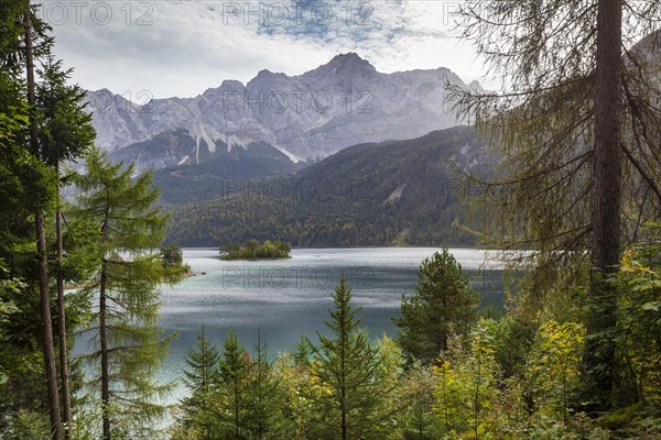 Zugspitze massif and Zugspitze with Eibsee lake, Wetterstein mountains, Grainau, Werdenfelser Land,