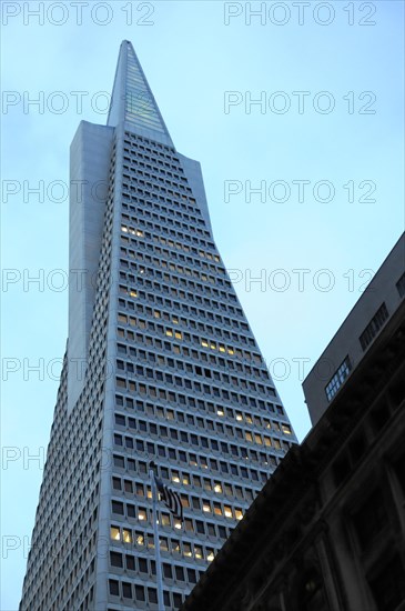 Transamerica Pyramid, city centre, San Francisco, California, USA, North America
