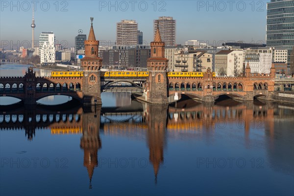 Oberbaum Bridge over the Spree, underground train BVG, city view Berlin, Friedrichshain-Kreuzberg,