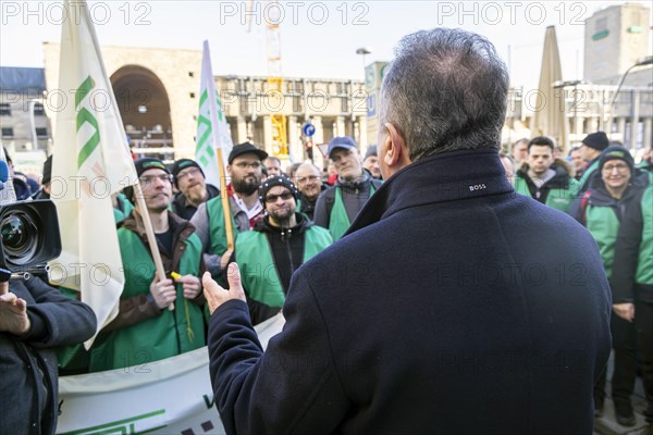 Claus Weselsky, Federal Chairman of the German Train Drivers' Union, GDL, talking to striking train