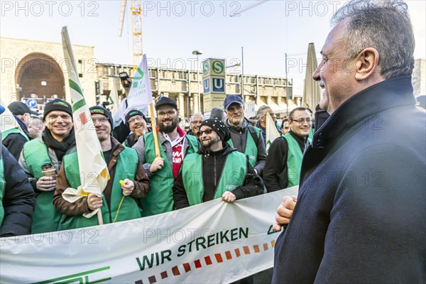 Claus Weselsky, Federal Chairman of the German Train Drivers' Union, GDL, talking to striking train