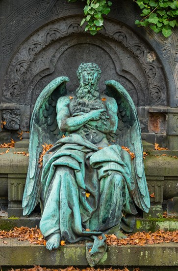 Historic angel figurine, angel figure, angel figurine, male angel statue with full beard, bronze