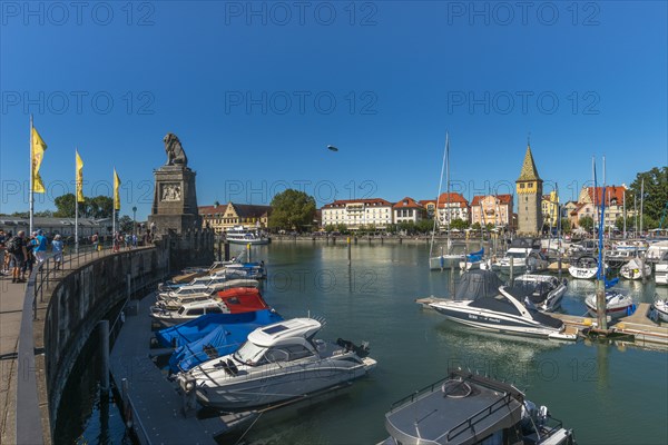 Lindau on Lake Constance, zeppelin, seaport, Bavarian lion, holidaymaker, marina, man tower,