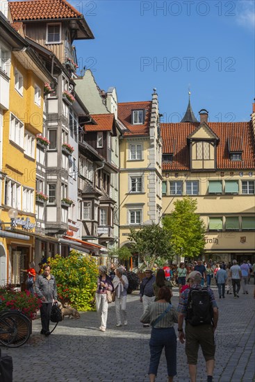 Lindau on Lake Constance, old town, historic buildings, half-timbered house, holidaymaker, planter,