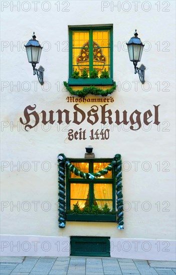 The former Mooshammers Hundskugel restaurant from 15th century is now run by the Todenhöfer