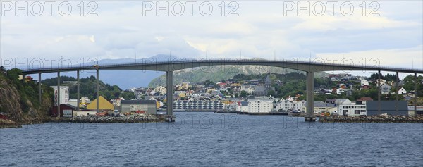 Large concrete road bridge, Nordsund Bridge, Kristiansund, Romsdal county, Norway, Europe