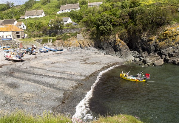 Fishing boats on beach, Cadgwith, Lizard peninsula, Cornwall, England, UK