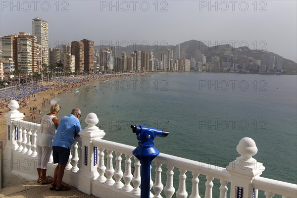 High rise apartment buildings and hotels seafront, Playa Levante sandy beach, Benidorm, Alicante