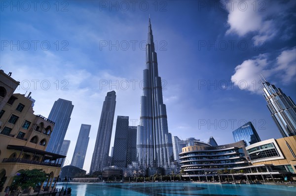 Burj Khalifa, Dubai Mall, shopping centre, Lake Burj Khalifa, Logo EMAAR, Downtown, Financial