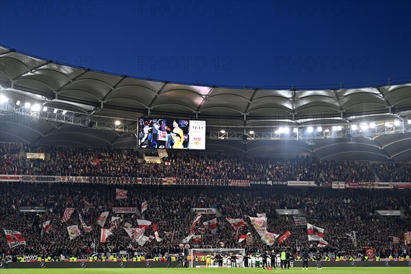VfB Stuttgart players celebrate after victory in the Cannstatter Kurve, fan block, fans, fan curve,