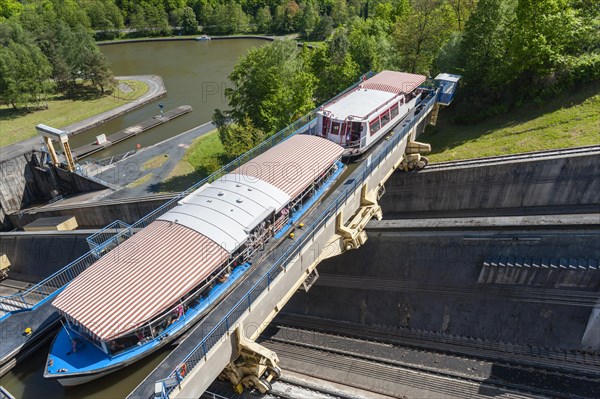Boat lift on the Rhine-Marne Canal, Saint-Louis, Arzviller, Lorraine, France, Europe