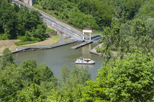 Boat lift on the Rhine-Marne Canal, Saint-Louis, Arzviller, Lorraine, France, Europe